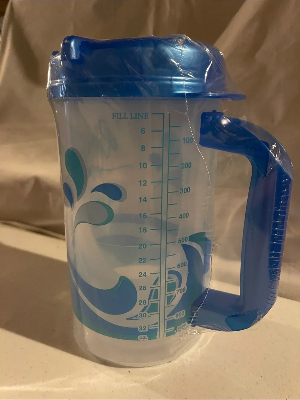 Drink More Water plastic cup with straw & measurements